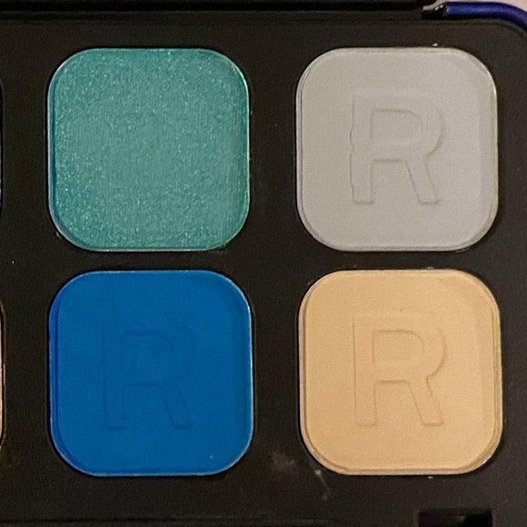 Makeup Revolution Tranquil Palette, NIB - Picture 6 of 6